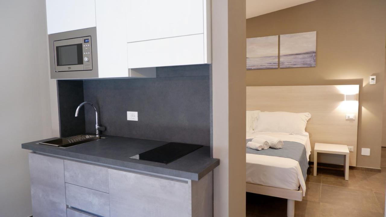 Pianomare Riviera Apartments And Rooms インペリア エクステリア 写真