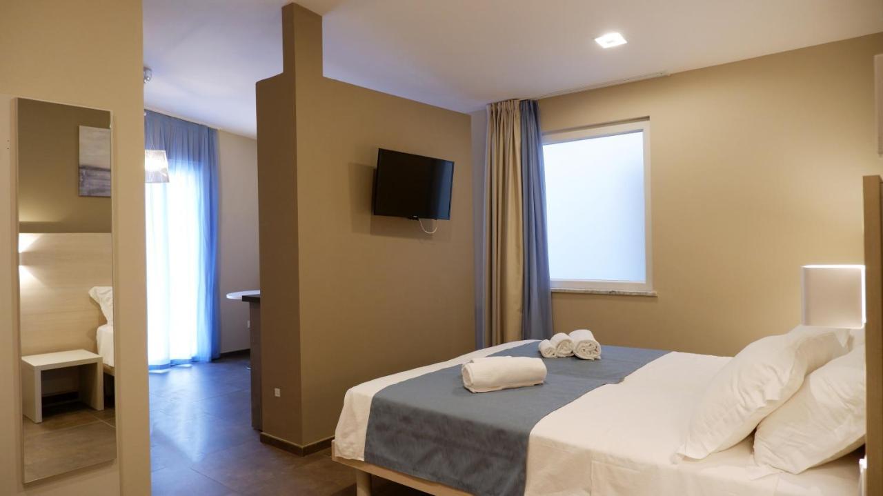 Pianomare Riviera Apartments And Rooms インペリア エクステリア 写真