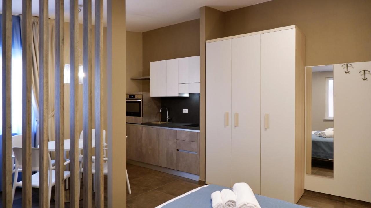 Pianomare Riviera Apartments And Rooms インペリア エクステリア 写真