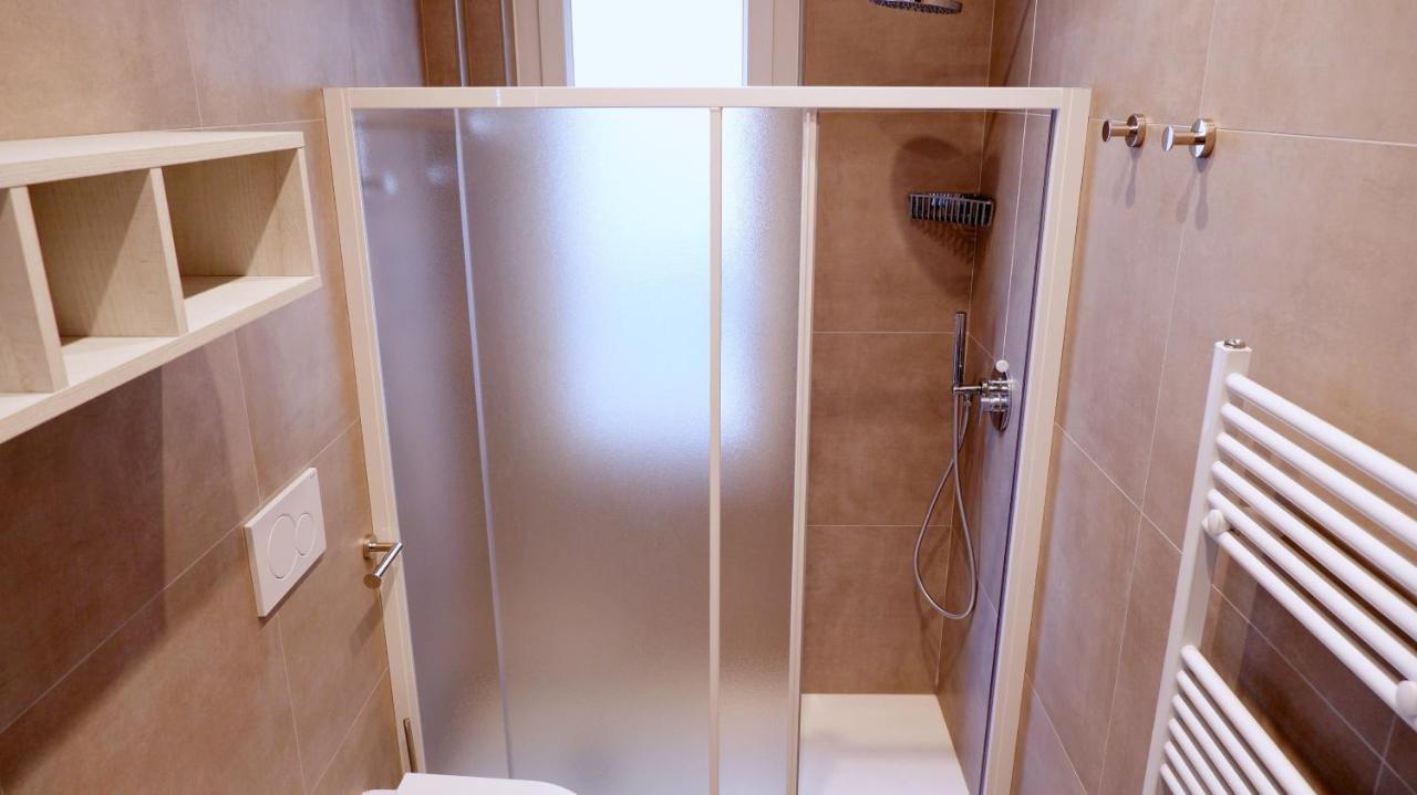Pianomare Riviera Apartments And Rooms インペリア エクステリア 写真